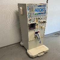Fresenius Medical Care 4008 S Hemodialys Machines image 1